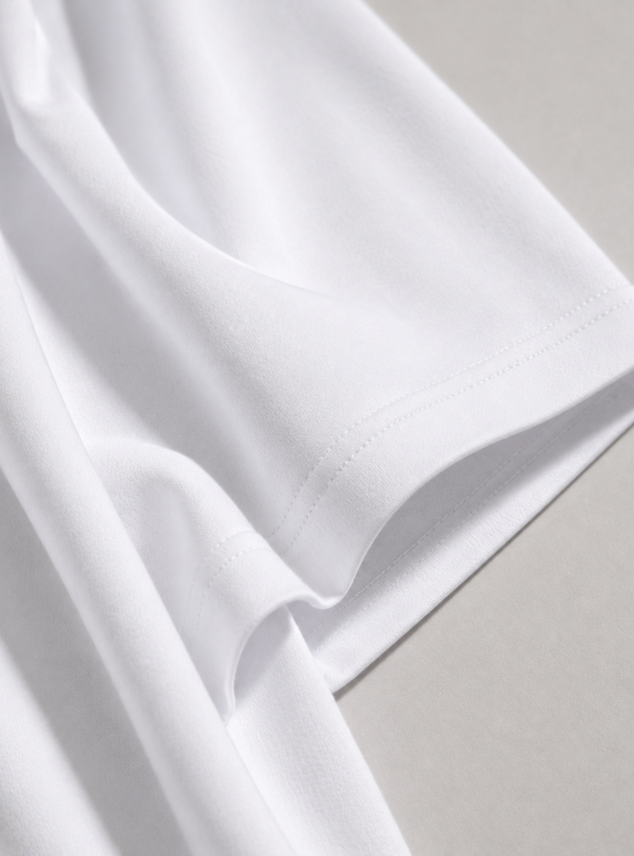 Sleeve detail